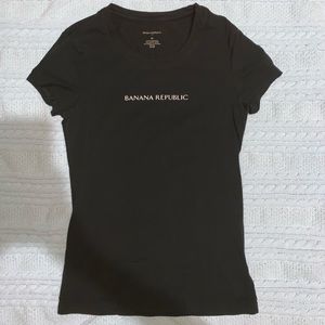 EUC Banana Republic women’s slim fit T-shirt xs